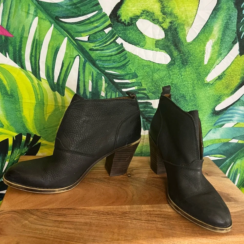 Lucky Brand 7.5 Black Brown Leather Chunky Heel Casual Fall Winter Booties